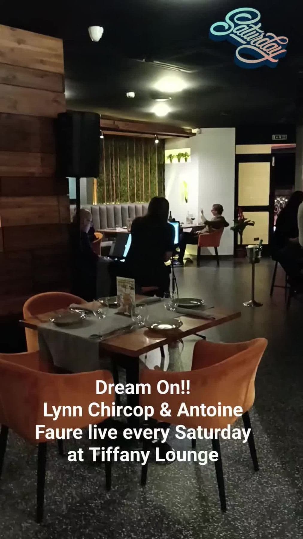 Couple dancing at Tiffany